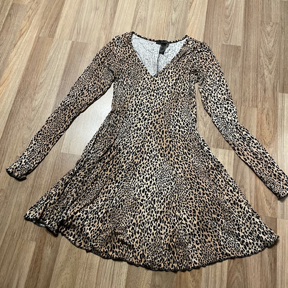 🐾 Leopard print mini dress
